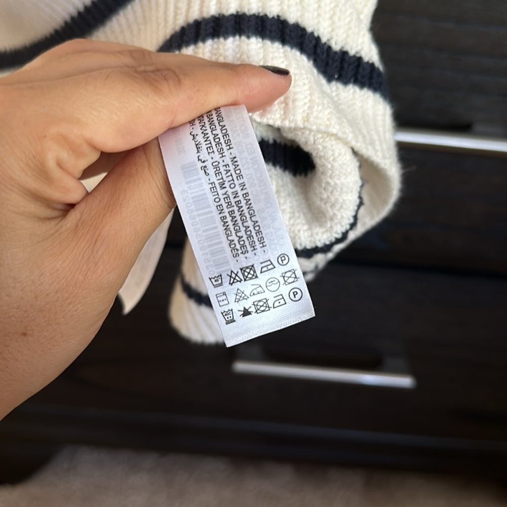 ZARA knit sweater vest - Picture 4 of 7